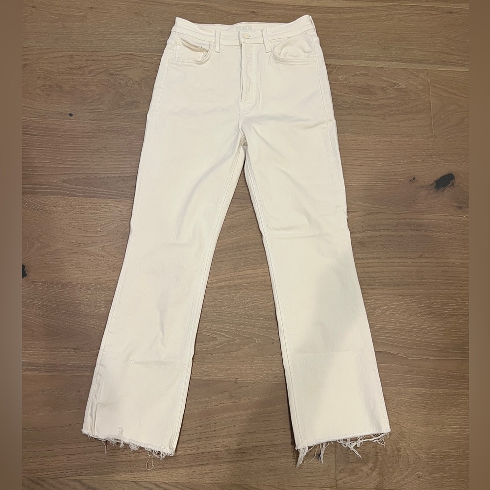 Women's size 27 MOTHER the tripper ankle fray jeans in play date color (white)